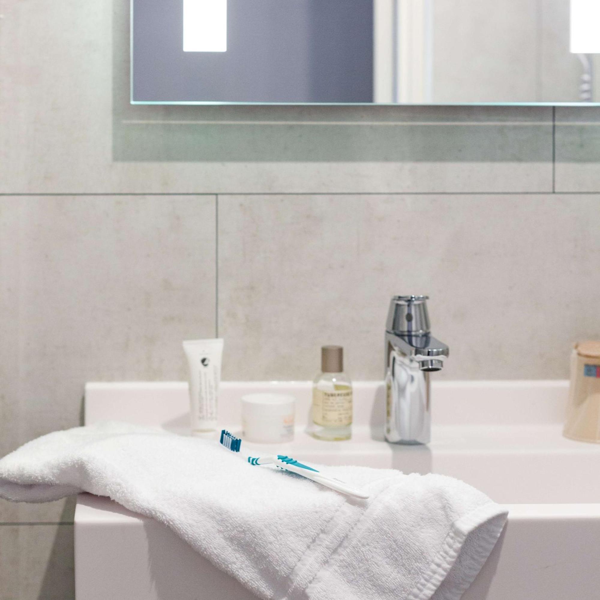 Best Western Mulhouse Salvator Centre Bagian luar foto